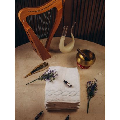 Luxurious 100% Egyptian Cotton Towel Set with Elegant Embroidery, 3 imageby All CottonZ