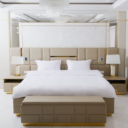 All CottonZ 100% Egyptian Cotton, 600 TC, Embroidered, Duvet Cover 240x200 + Fitted sheet 200x165 + 2 pillow Shams, Sateen feel and look (Queen)by All CottonZ